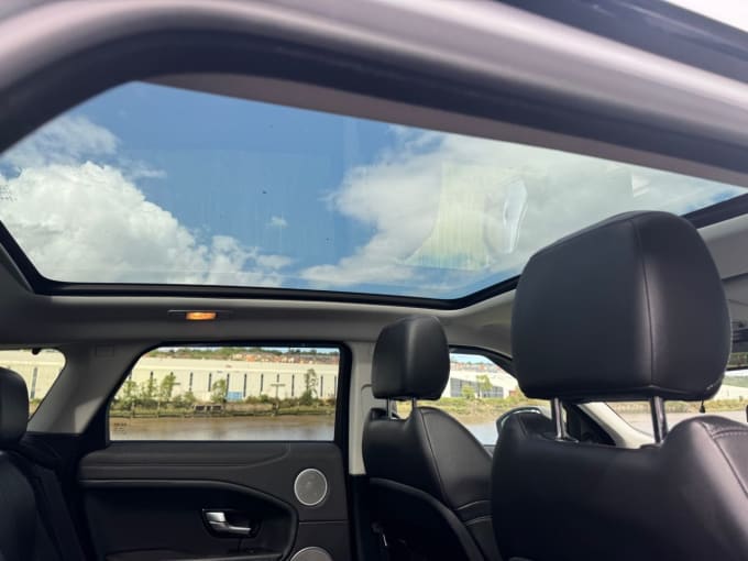 2025 Land Rover Range Rover Evoque
