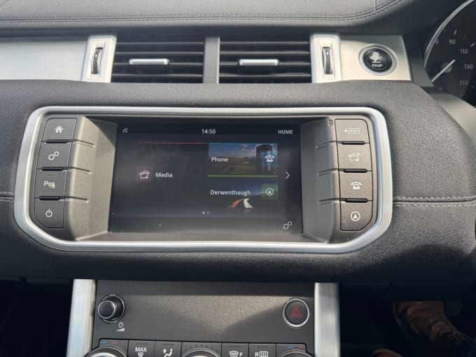 2025 Land Rover Range Rover Evoque
