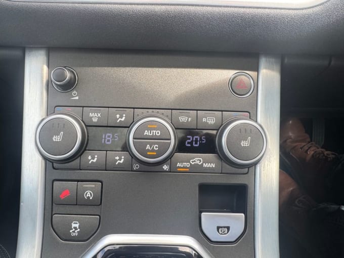 2025 Land Rover Range Rover Evoque