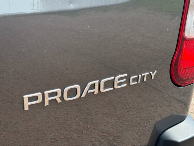 2025 Toyota Proace City