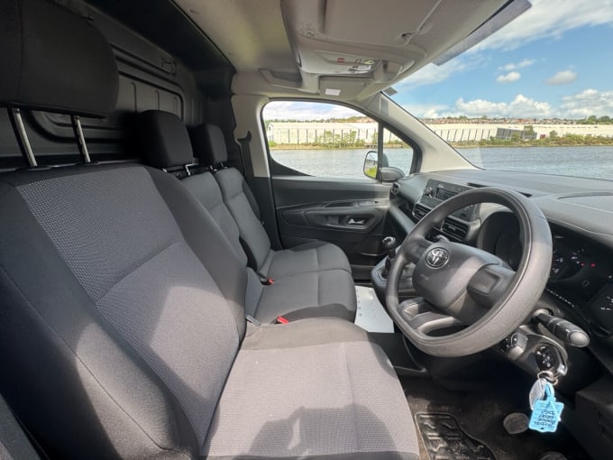 2025 Toyota Proace City