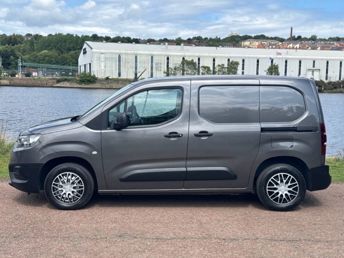2025 Toyota Proace City