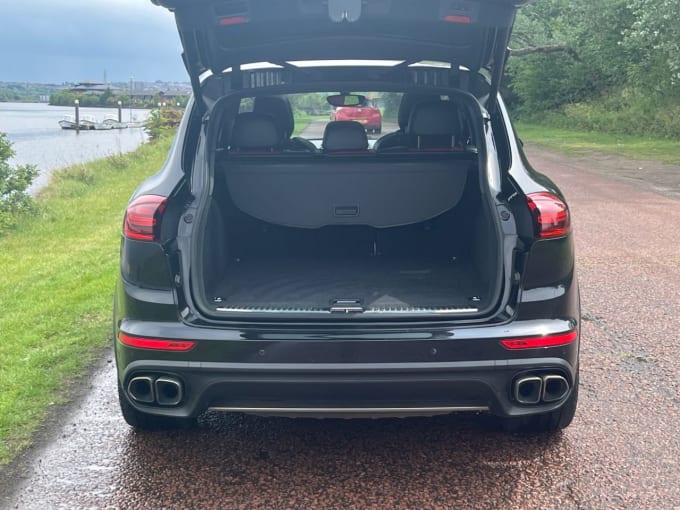 2025 Porsche Cayenne