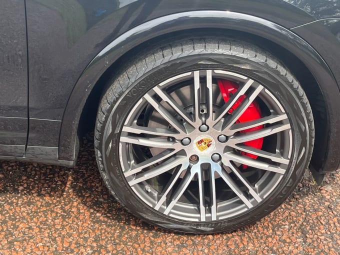 2025 Porsche Cayenne