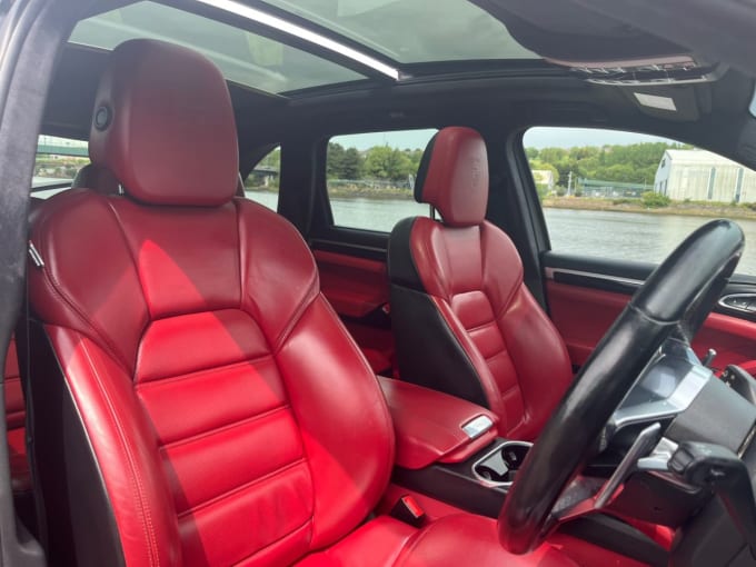 2025 Porsche Cayenne
