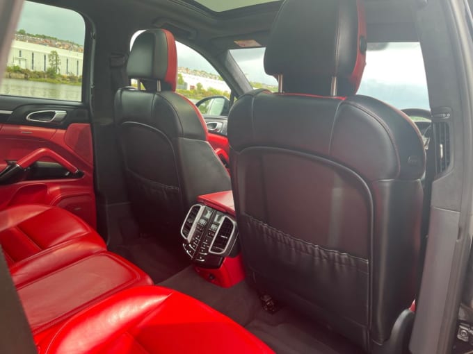 2025 Porsche Cayenne