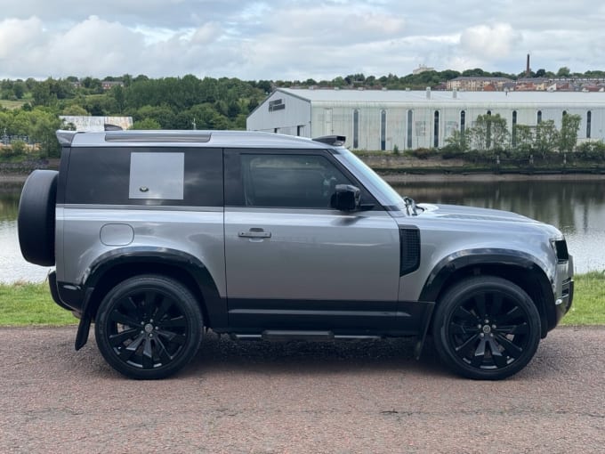 2025 Land Rover Defender
