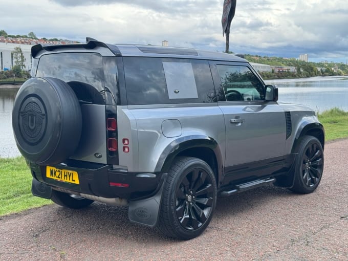 2025 Land Rover Defender