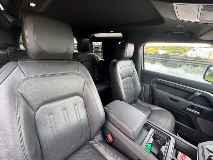 2025 Land Rover Defender