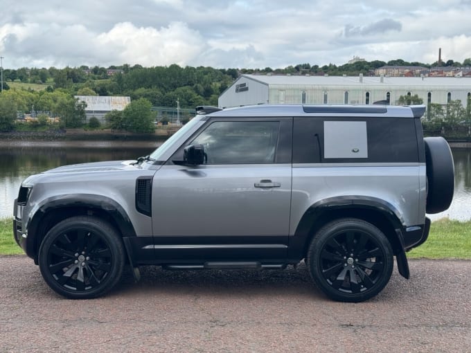 2025 Land Rover Defender