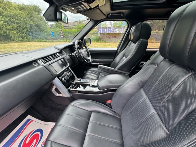 2025 Land Rover Range Rover