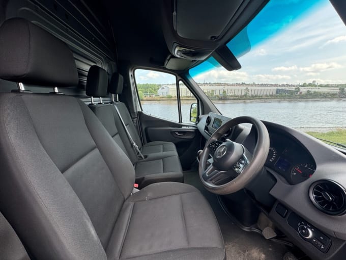 2025 Mercedes-benz Sprinter