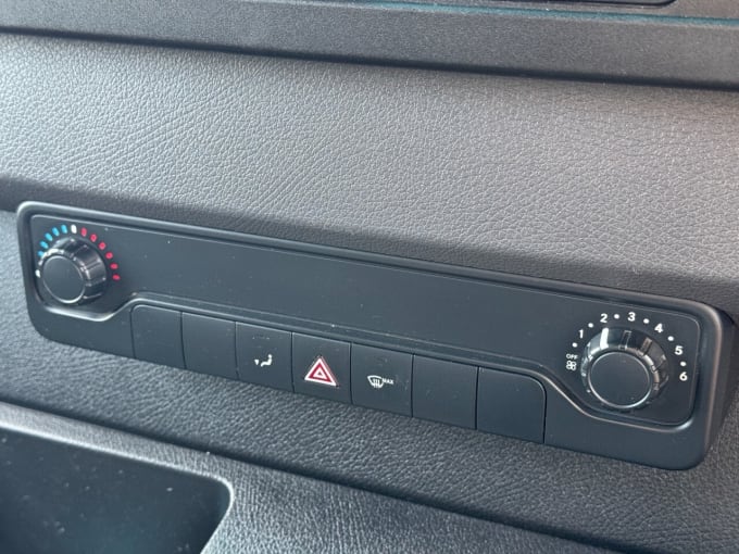 2025 Mercedes-benz Sprinter