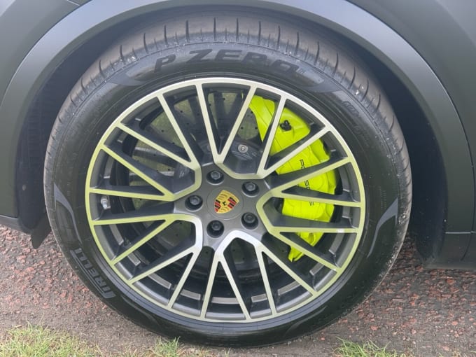2025 Porsche Cayenne