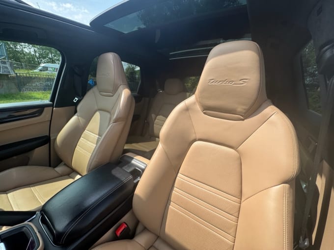 2025 Porsche Cayenne