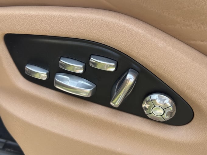 2025 Porsche Cayenne