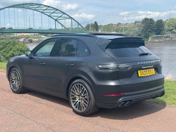 2025 Porsche Cayenne