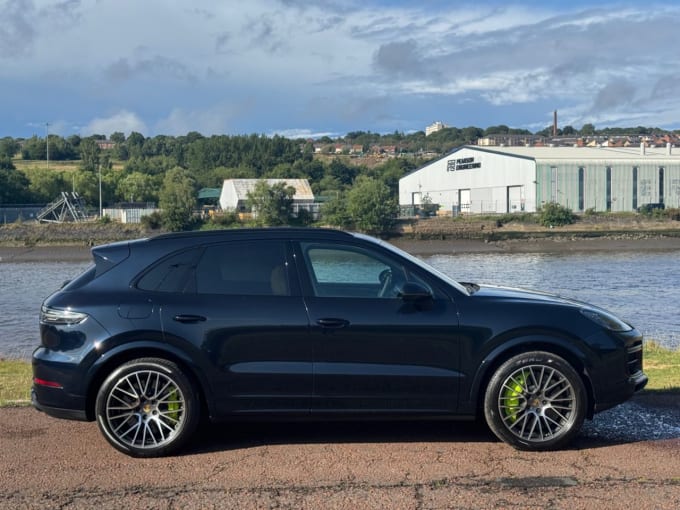 2025 Porsche Cayenne