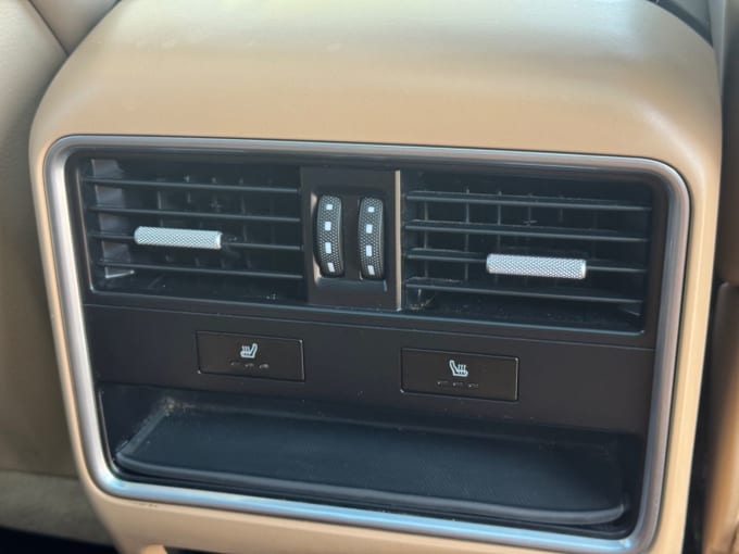 2025 Porsche Cayenne