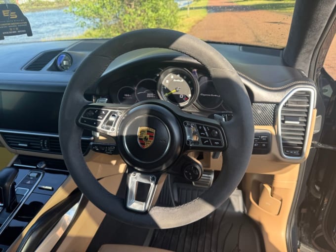 2025 Porsche Cayenne