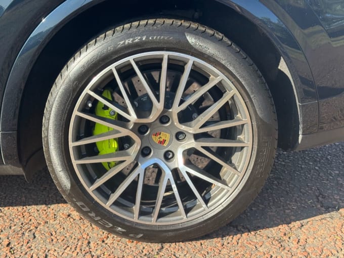 2025 Porsche Cayenne