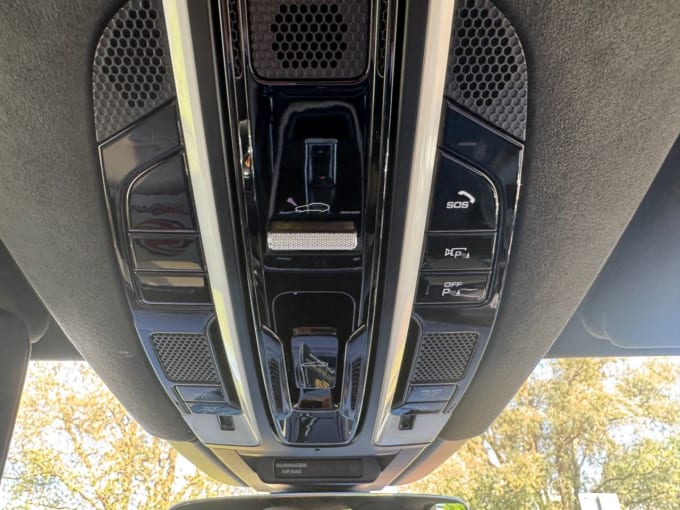2025 Porsche Cayenne