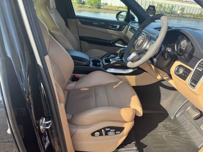 2025 Porsche Cayenne