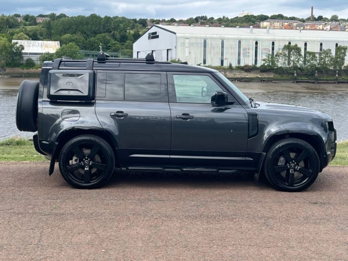 2025 Land Rover Defender