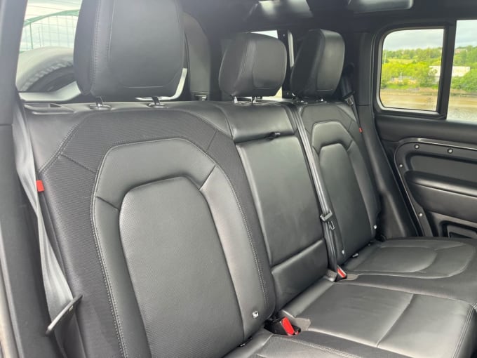 2025 Land Rover Defender
