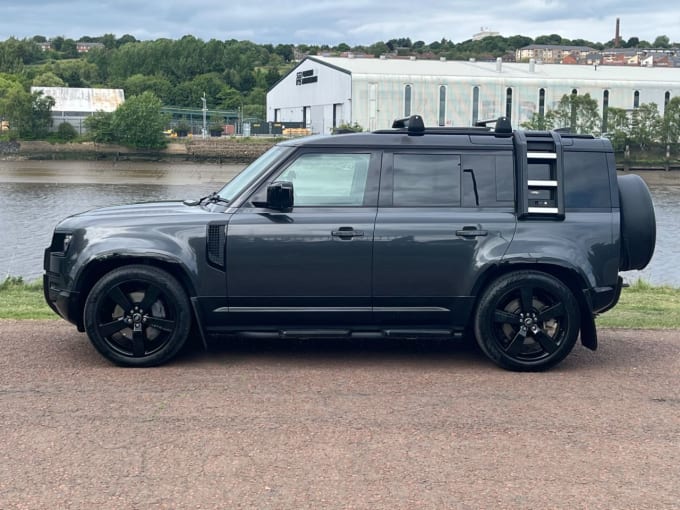 2025 Land Rover Defender