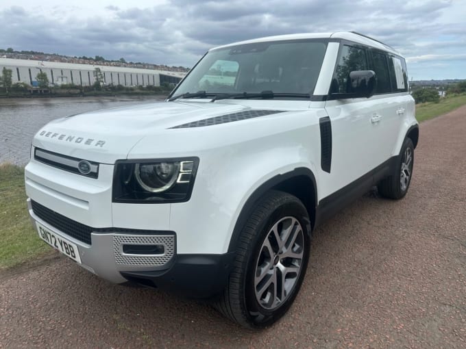 2025 Land Rover Defender 110