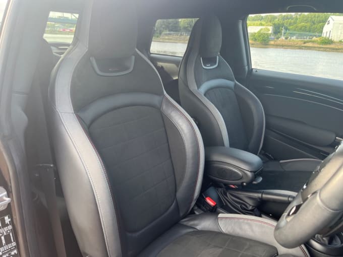 2025 Mini Hatch Cooper S