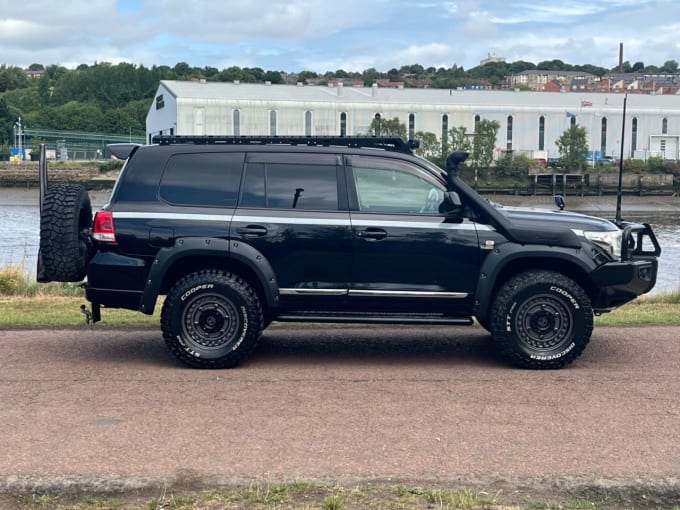 2025 Toyota Land Cruiser