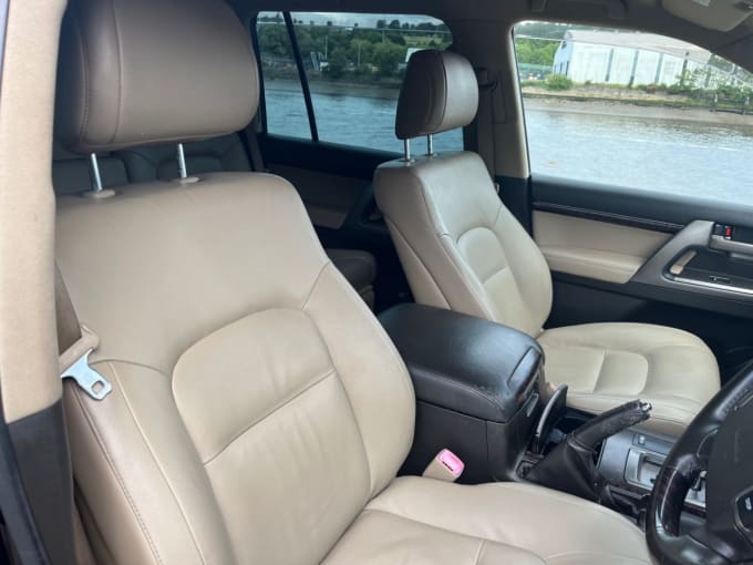 2025 Toyota Land Cruiser