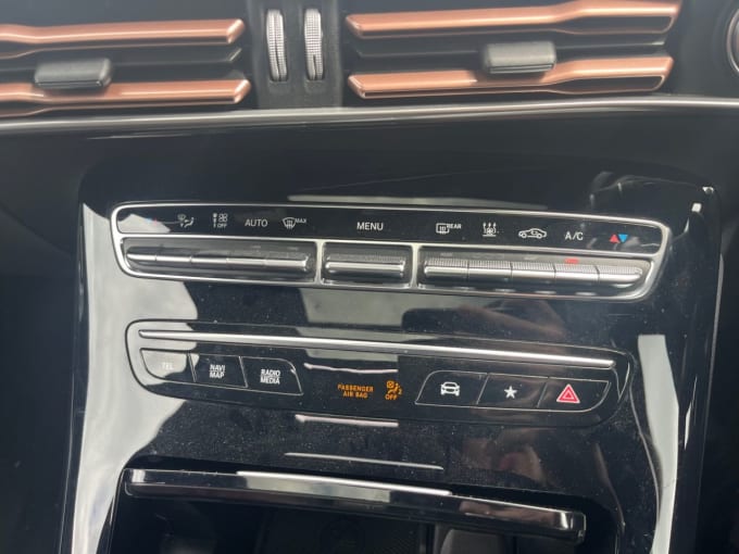 2025 Mercedes-benz Eqc
