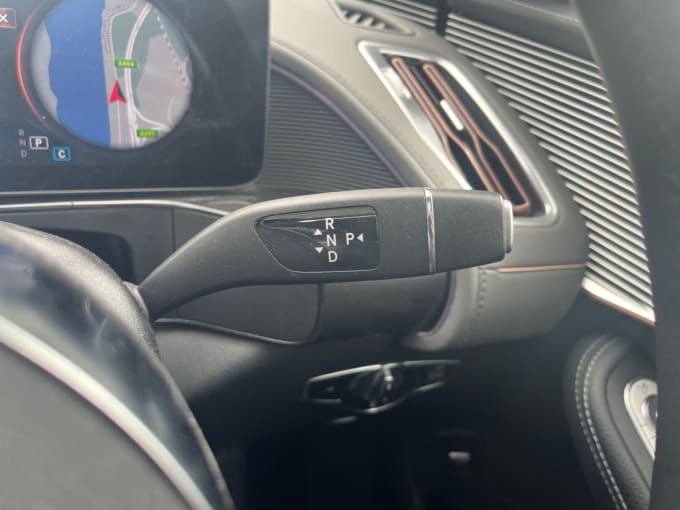 2025 Mercedes-benz Eqc
