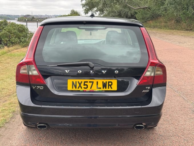 2025 Volvo V70