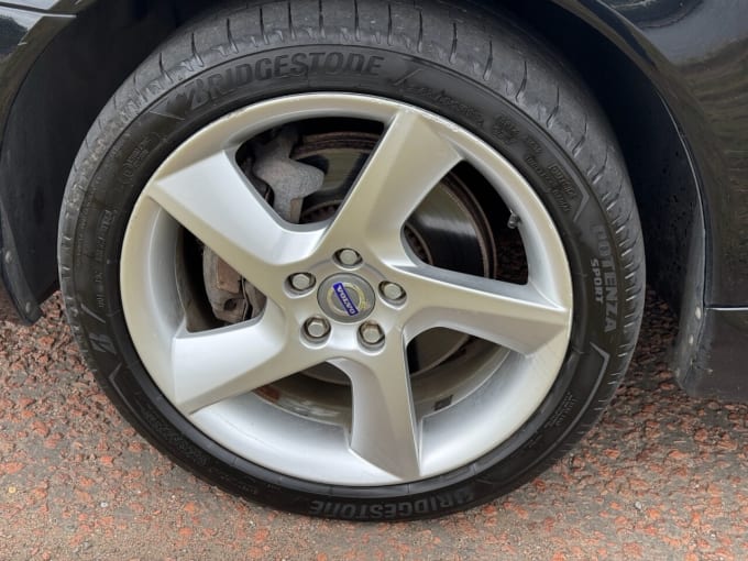 2025 Volvo V70
