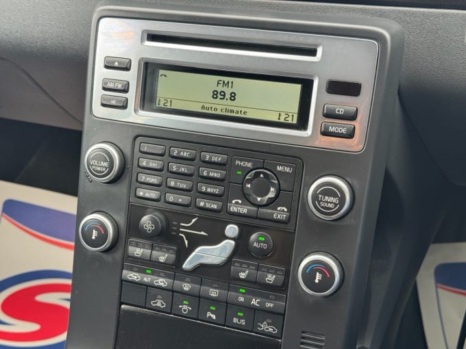 2025 Volvo V70
