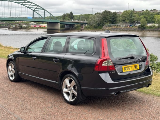 2025 Volvo V70