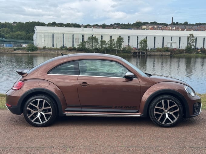 2025 Volkswagen Beetle