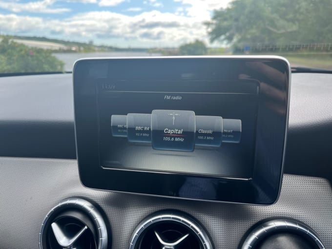 2025 Mercedes-benz Cla