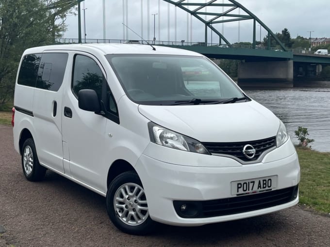 2025 Nissan Nv200