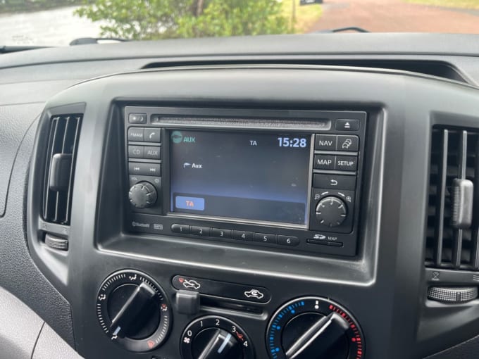2025 Nissan Nv200