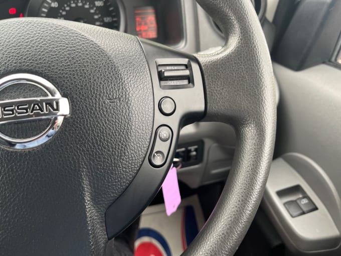 2025 Nissan Nv200