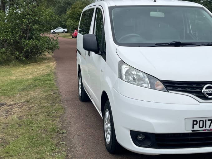 2025 Nissan Nv200