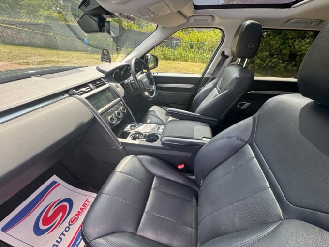 2025 Land Rover Discovery
