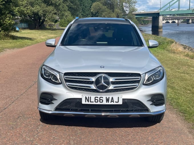 2025 Mercedes-benz Glc