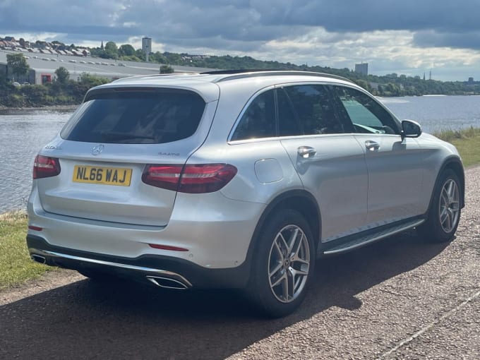 2025 Mercedes-benz Glc