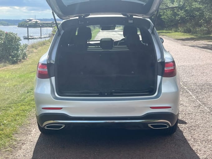 2025 Mercedes-benz Glc